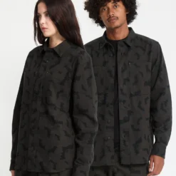 J.J. Villard Shirt - Rinsed Black