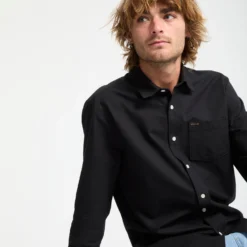 Veeco Oxford Shirt - Black -Volcom Store A0532507 BLK 6