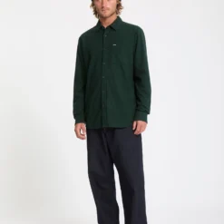 Caden Solid Shirt - Scarab -Volcom Store A0532508 SCB 30