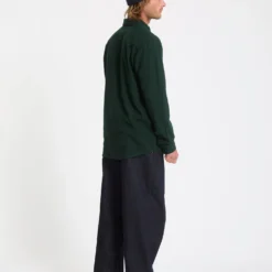 Caden Solid Shirt - Scarab -Volcom Store A0532508 SCB 8