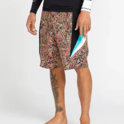 Surf Vitals J Robinson Mod 20" Boardshort - Black
