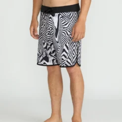 Infuse Scallop Mod 19" Boardshort - White Black 12 Infuse Scallop Mod 19" Boardshort - White Black -Volcom Store A0812502 WHB 3