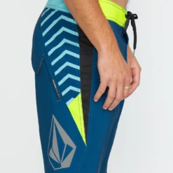 J Robinson Mod 20" Boardhsort - NAVY -Volcom Store A0812513 NVY 2