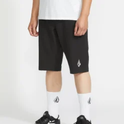 Trail Ripper Short - BLACK -Volcom Store A0922300 BLK 1