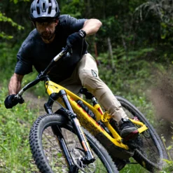 Trail Ripper Trousers - KHAKI 13 Trail Ripper Trousers - KHAKI -Volcom Store A1122300 KHA ACTION 10 BEN WILSON credits