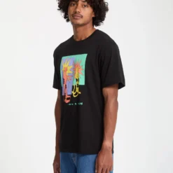 Longo Cats T-Shirt - Black -Volcom Store A3532553 BLK 31