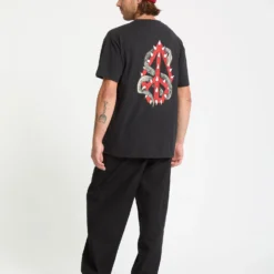 Snake Peace T-Shirt - Black -Volcom Store A4332551 BLK 4
