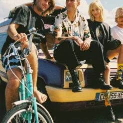 Bob Mollema Sweatshirt - LIGHT ACID BLACK -Volcom Store A4612504 LAB LIFESTYLE 14 BENOITRENAUXCREDITS