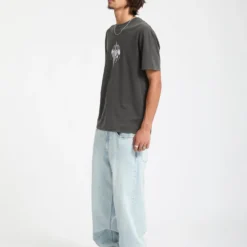 Sworder T-Shirt - Black -Volcom Store A5232551 BLK 30 3b76ec92 df12 4004 8000 180216fa3bf1