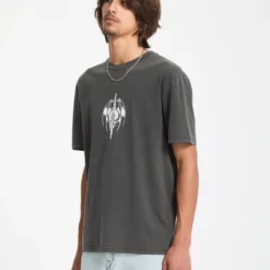 Sworder T-Shirt - Black -Volcom Store A5232551 BLK 31 da865e1f 9751 4158 b554 28073d89a384