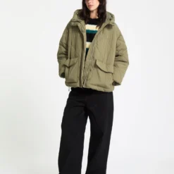 Out Of Boxy Puff Jacket - Wintermoss 17 Out Of Boxy Puff Jacket - Wintermoss -Volcom Store B1732503 WMS 31