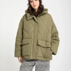 Out Of Boxy Puff Jacket - Wintermoss 15 Out Of Boxy Puff Jacket - Wintermoss -Volcom Store B1732503 WMS 6