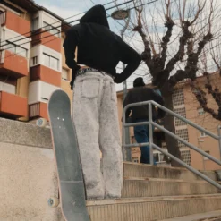 Beeggy Jeans - GREY VINTAGE 15 Beeggy Jeans - GREY VINTAGE -Volcom Store B1912500 GVN LIFESTYLE 3