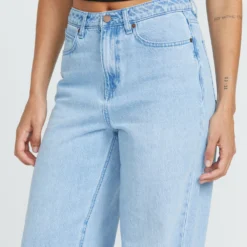 Stoned Boyfriend High Rise Jeans - BLUE BIRD 13 Stoned Boyfriend High Rise Jeans - BLUE BIRD -Volcom Store B1932400 BRB 1