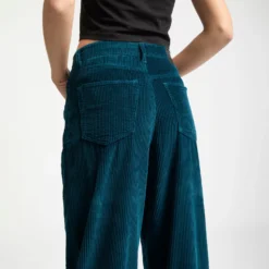 Weellow II Corduroy Trousers - Emerald Green 11 Weellow II Corduroy Trousers - Emerald Green -Volcom Store B1932506 EMG 4
