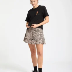 Radical Daze Up T-Shirt - Black 15 Radical Daze Up T-Shirt - Black -Volcom Store B3532508 BLK 4