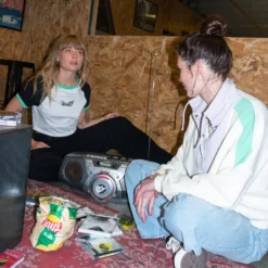 Reetrostone Sweatshirt - MULTI 12 Reetrostone Sweatshirt - MULTI -Volcom Store B4112405 MLT LIFESTYLE 4