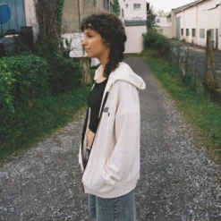 Alix Zip-up Hoodie - STAR WHITE -Volcom Store B4812501 SWH LIFESTYLE 2